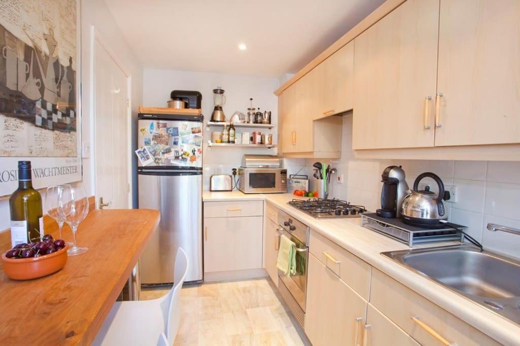 Walking Distance To Racecourse And City Centre York Exterior foto