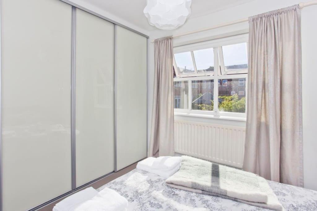 Walking Distance To Racecourse And City Centre York Exterior foto